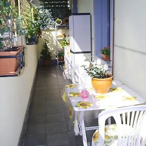 Zara Cosy & Cheap Apt - Easy Parking Appartement