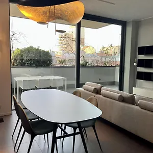 Bosco Verticale Apartmanhotel